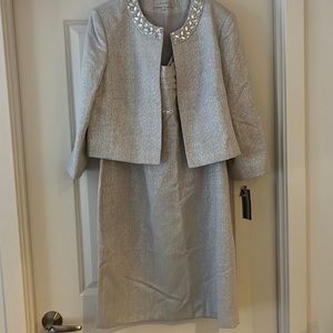 NWT Tahari, Arthur S. Levine NWT beaded dress with jacket. Pearl gray. Size 16.